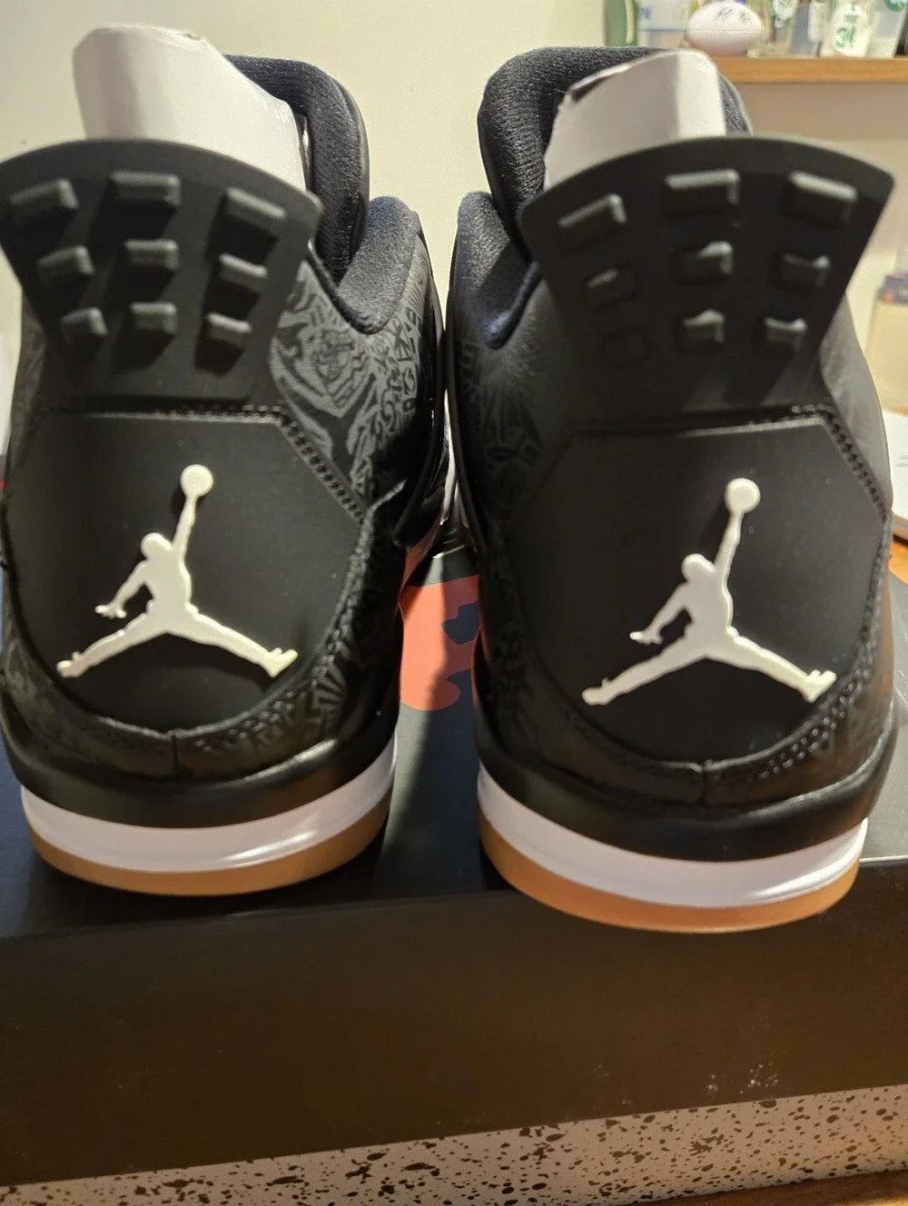 AIR JORDAN 4 RETRO SE LASER BLACK GUM SIZ3 15